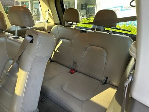 Used 2004 Ford Explorer XLT AWD/4WD image 11