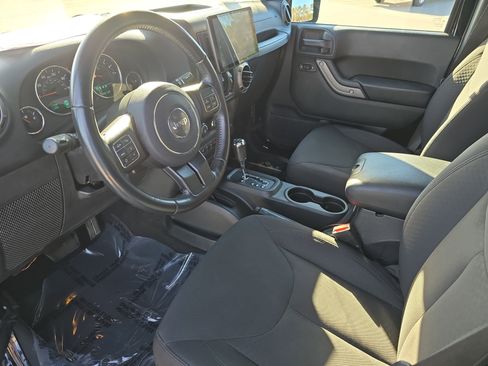 Used 2018 Jeep Wrangler Unlimited Sport S image 15