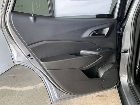 New 2026 Chevrolet Trax LT image 39