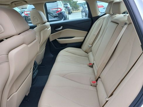 Certified 2025 Acura TLX w/ Technology Package image 11