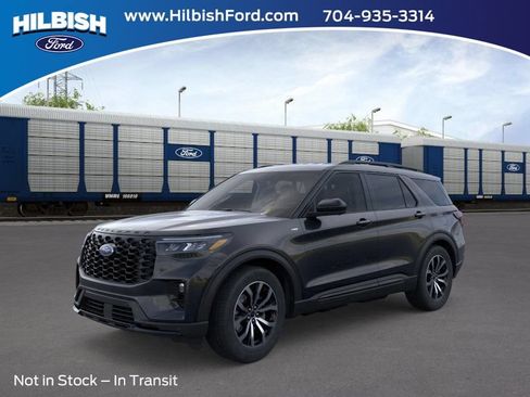 New 2026 Ford Explorer ST-Line RWD image 1
