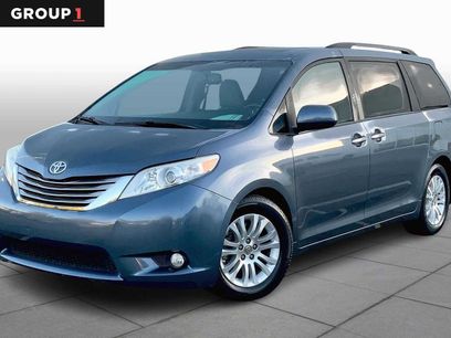 Used 2017 Toyota Sienna XLE
