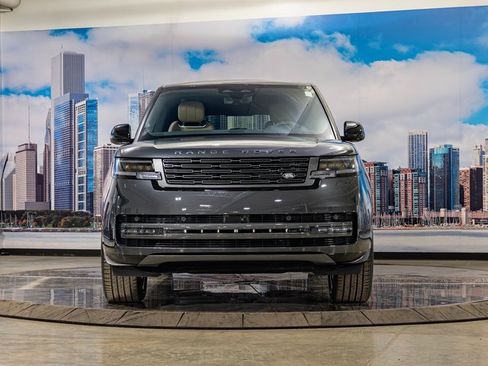 New 2026 Land Rover Range Rover SE image 3