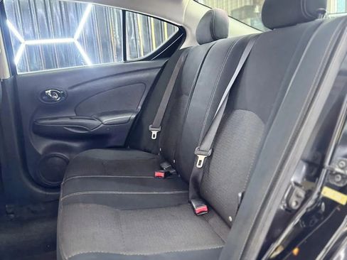 Used 2016 Nissan Versa SV image 37