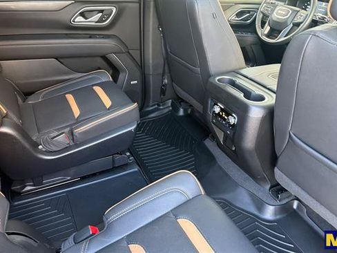 Used 2023 GMC Yukon XL AT4 w/ AT4 Premium Package AWD/4WD image 20