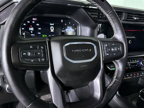 Used 2025 GMC Sierra 1500 Denali Ultimate AWD/4WD image 11