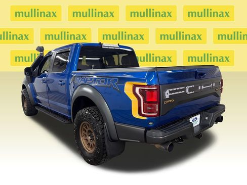 Used 2018 Ford F150 Raptor w/ Equipment Group 802A Luxury AWD/4WD image 9