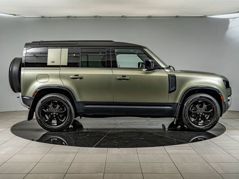 Used 2023 Land Rover Defender 110 S AWD/4WD image 4