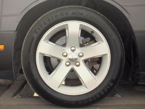 Used 2013 Dodge Challenger SXT RWD image 7