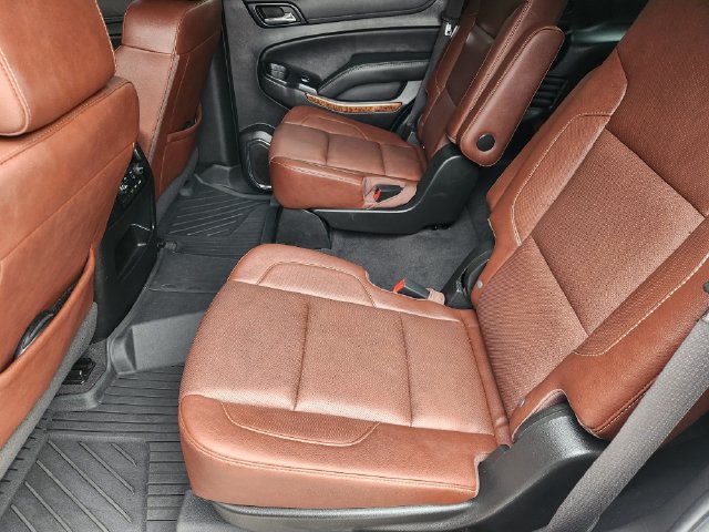Used 2020 Chevrolet Tahoe Premier w/ Premier Plus Edition AWD/4WD image 31