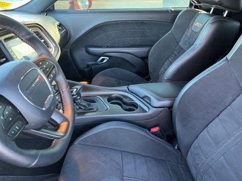 Used 2020 Dodge Challenger R/T Scat Pack image 9