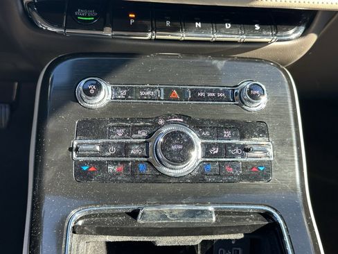 Used 2021 Lincoln Nautilus Reserve w/ Equipment Group 202A image 27