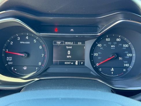 Used 2023 Chevrolet TrailBlazer ACTIV w/ Convenience Package image 9