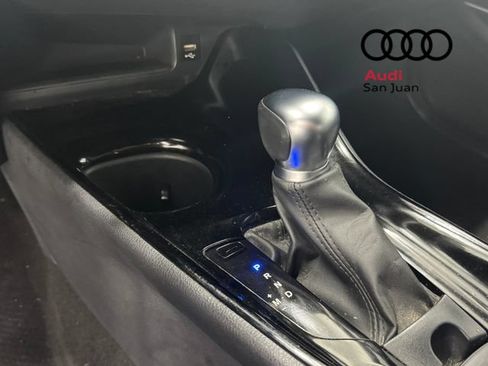 Used 2022 Toyota C-HR XLE FWD image 31