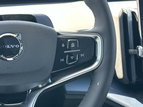 New 2026 Volvo EX30 Plus w/ Climate Package image 9