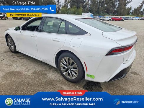 Used 2022 Toyota Mirai w/ Advanced Technology Package image 3