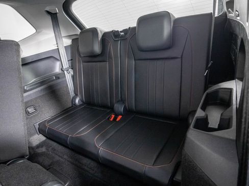 Used 2024 Volkswagen Tiguan Wolfsburg Edition image 13