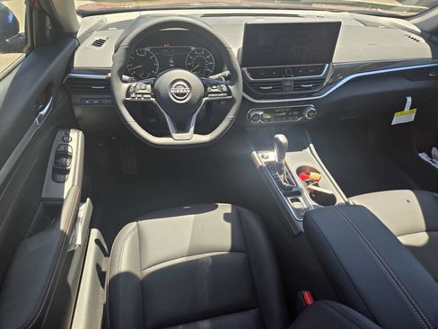 New 2026 Nissan Altima 2.5 SR w/ SR Premium Package AWD/4WD image 10