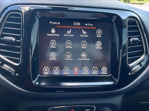 Used 2020 Jeep Compass Limited FWD image 32