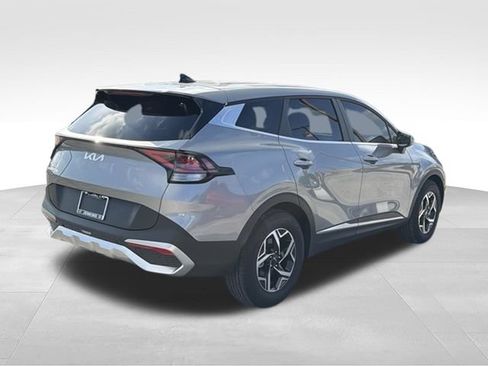 Used 2025 Kia Sportage LX FWD image 5