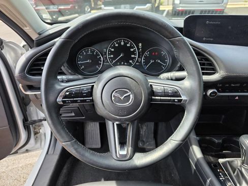 Used 2024 MAZDA MAZDA3 s FWD image 15