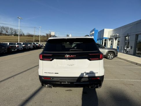 New 2026 GMC Acadia Elevation w/ Elevation Premium Package image 4