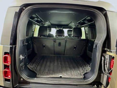 Used 2023 Land Rover Defender 110 X-Dynamic SE image 25