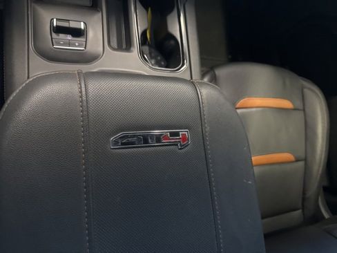 Used 2024 GMC Sierra 2500 AT4 w/ AT4 Premium Plus Package image 27