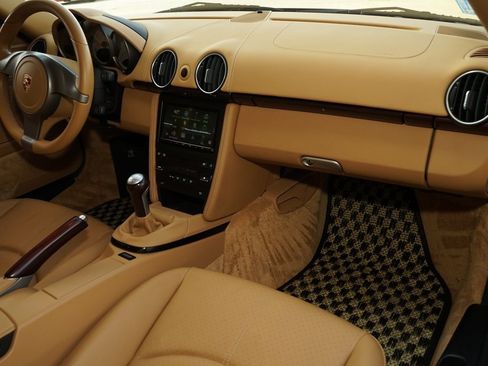 Used 2010 Porsche Cayman S image 11