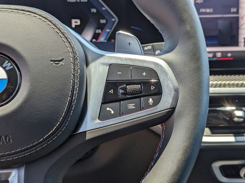 Used 2024 BMW X5 M60i w/ Climate Comfort Package image 20