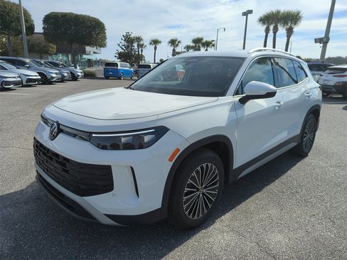 New 2026 Volkswagen Tiguan S image 14