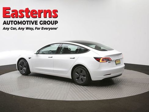 Used 2022 Tesla Model 3 Standard Range image 58