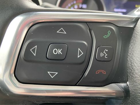 Used 2023 Jeep Wrangler Sahara w/ Cold Weather Group AWD/4WD image 23