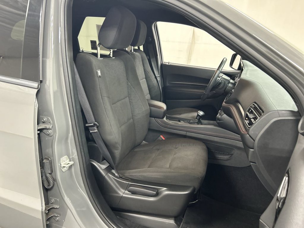 Used 2023 Dodge Durango GT w/ Blacktop Package AWD/4WD image 23