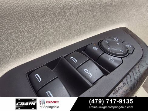 Used 2020 GMC Acadia Denali AWD/4WD image 10