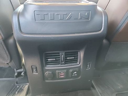 Used 2019 Nissan Titan Platinum Reserve AWD/4WD image 37