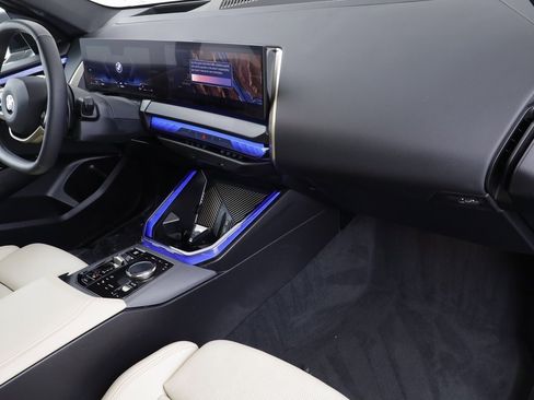 Certified 2025 BMW X3 xDrive30i w/ Premium Package image 21