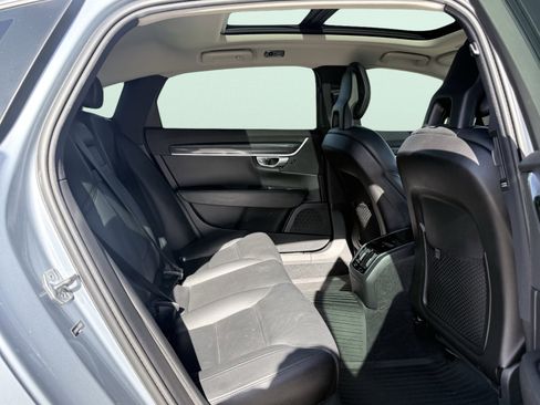 Used 2018 Volvo S90 T5 Momentum w/ Convenience Package image 42