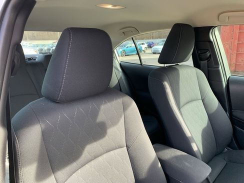 Used 2024 Toyota Corolla LE image 18