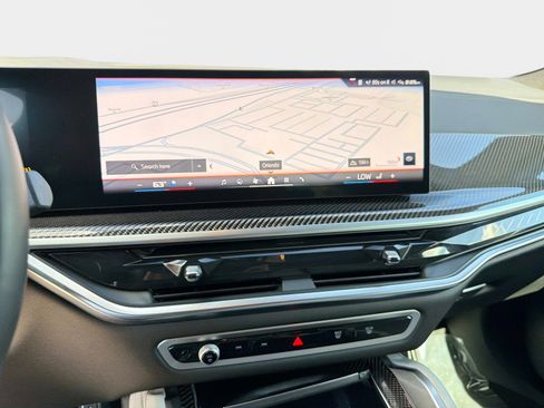 Used 2026 BMW X6 M60i image 38