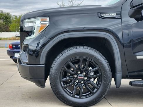 Certified 2022 GMC Sierra 1500 Elevation w/ Preferred Package AWD/4WD image 9