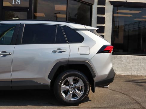 Used 2022 Toyota RAV4 XLE w/ Convenience Package AWD/4WD image 13