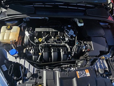 Used 2017 Ford Focus SE image 22