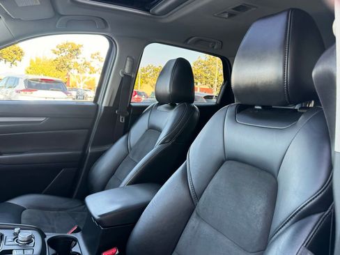 Used 2020 MAZDA CX-5 Touring FWD image 12