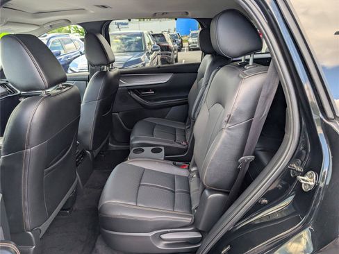 Used 2024 MAZDA CX-90 Plug-In Hybrid w/ Preferred AWD/4WD image 16