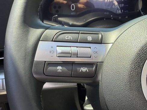 Certified 2024 Hyundai Kona Limited FWD image 23