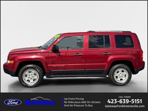 Used 2016 Jeep Patriot Sport AWD/4WD image 1