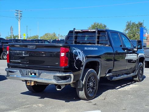 Used 2022 Chevrolet Silverado 2500 LT image 7