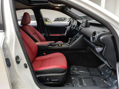Used 2024 Lexus IS 300 w/ Comfort Package RWD image 37