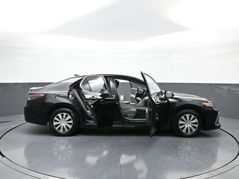 Certified 2024 Toyota Camry LE image 39